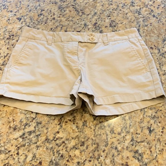 Vineyard Vines shorts size 2 - Picture 1 of 4